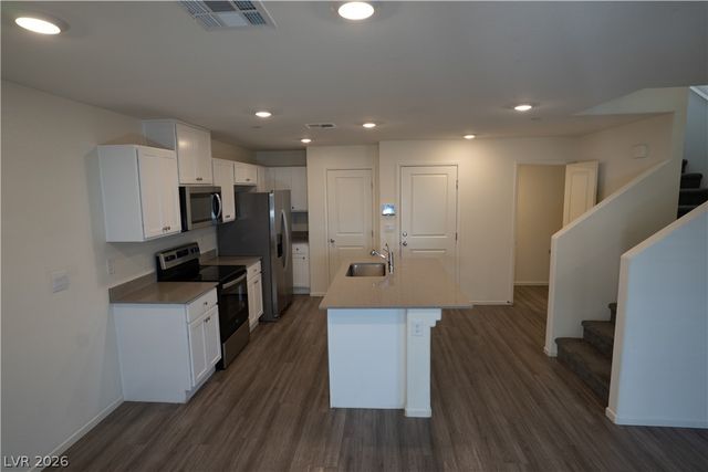 9918 Daffodil Hills Street, Las Vegas, NV 89141