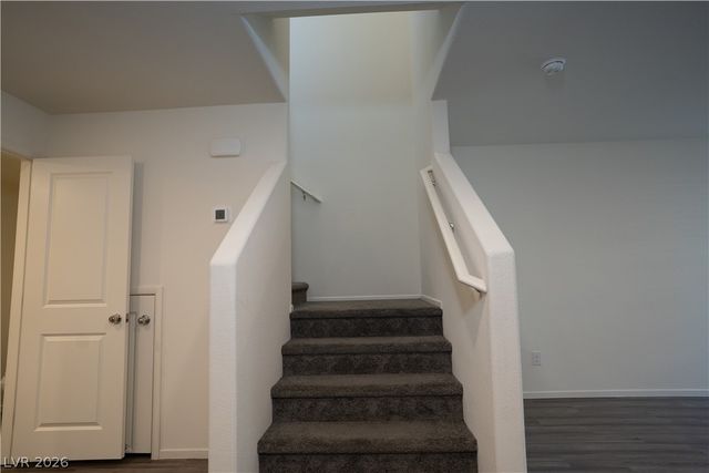 9918 Daffodil Hills Street, Las Vegas, NV 89141