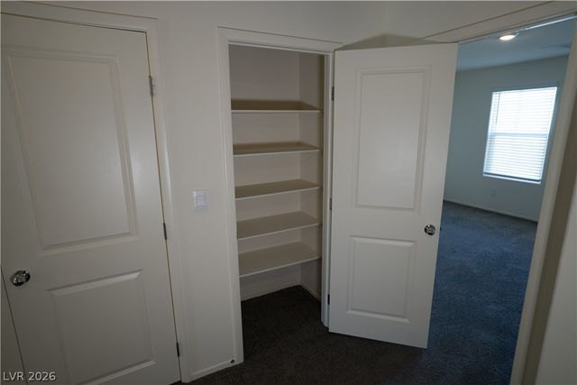 9918 Daffodil Hills Street, Las Vegas, NV 89141