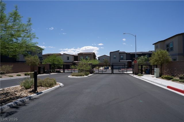 9918 Daffodil Hills Street, Las Vegas, NV 89141