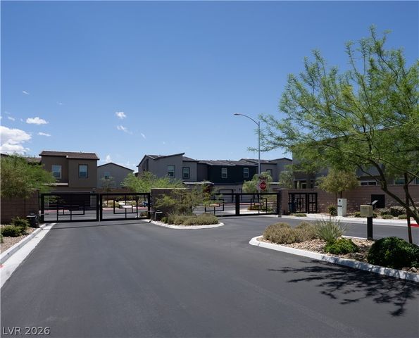 9918 Daffodil Hills Street, Las Vegas, NV 89141