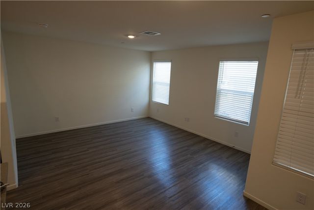 9918 Daffodil Hills Street, Las Vegas, NV 89141