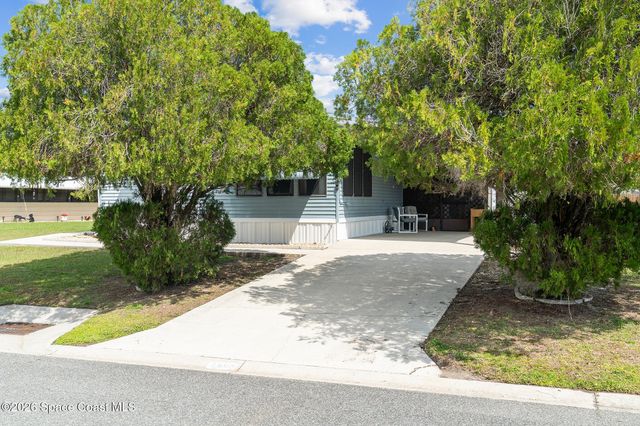 1990 Crystal Lane, St. Cloud, FL 34769