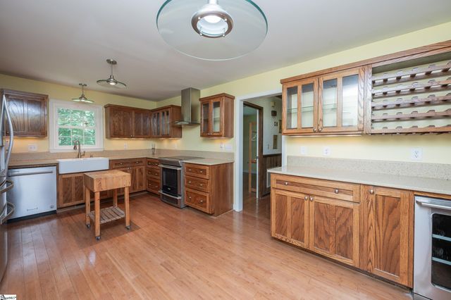 116 Sycamore Drive, Marietta, SC 29661