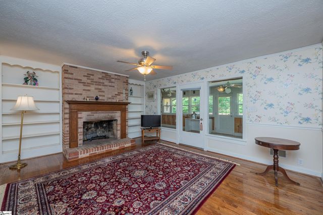 116 Sycamore Drive, Marietta, SC 29661