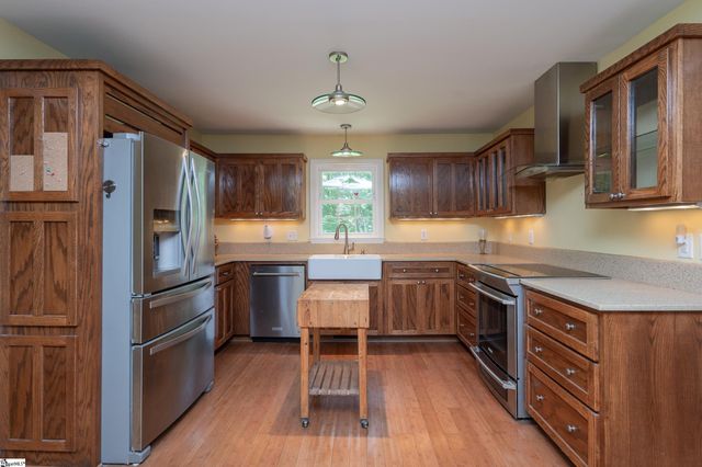 116 Sycamore Drive, Marietta, SC 29661