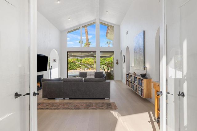 4 Lincoln Place, Rancho Mirage, CA 92270