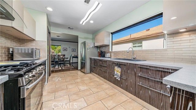 14812 Septo, San Fernando, CA 91345