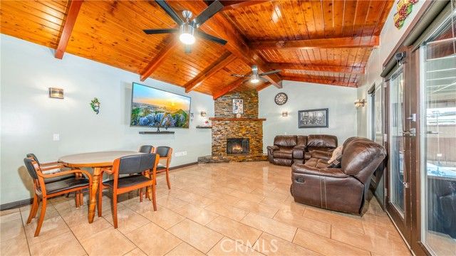 14812 Septo, San Fernando, CA 91345