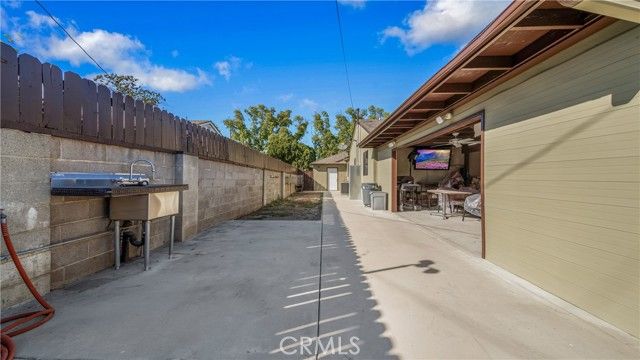 14812 Septo, San Fernando, CA 91345
