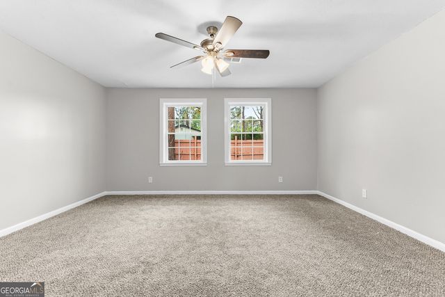 135 Forest Avenue, Bonaire, GA 31005