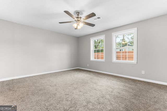 135 Forest Avenue, Bonaire, GA 31005