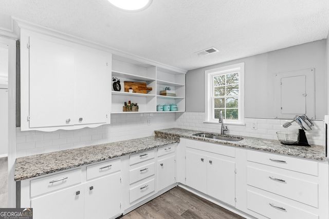 135 Forest Avenue, Bonaire, GA 31005