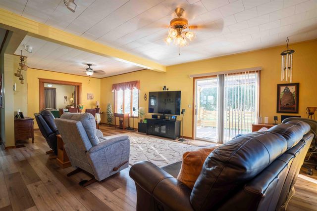 11857 L Avenue, Parkersburg, IA 50665