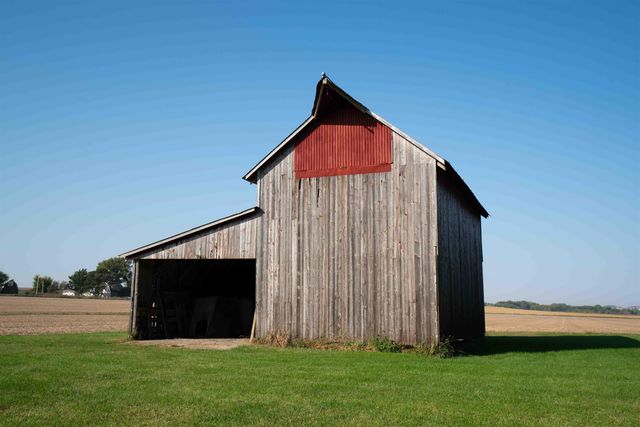 11857 L Avenue, Parkersburg, IA 50665