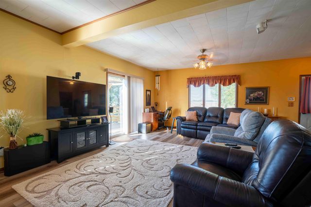 11857 L Avenue, Parkersburg, IA 50665