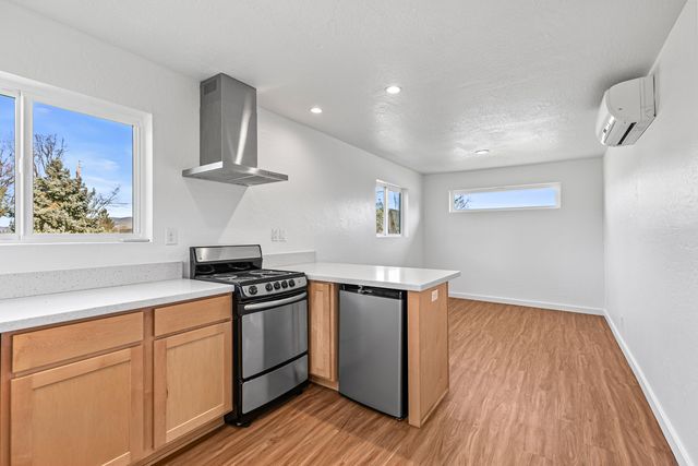 593 Crowson Road, Ashland, OR 97520