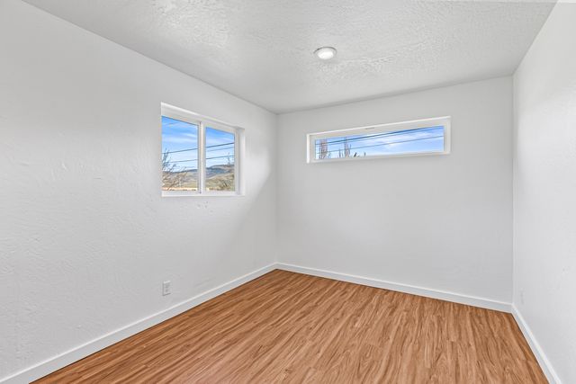 593 Crowson Road, Ashland, OR 97520