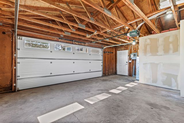 593 Crowson Road, Ashland, OR 97520