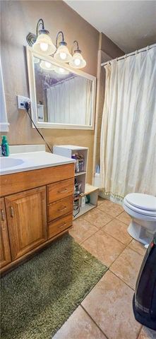 409 W 26th Street, Higginsville, MO 64037