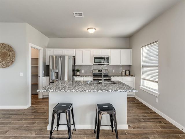 1350 N Kelley Avenue, Guthrie, OK 73044