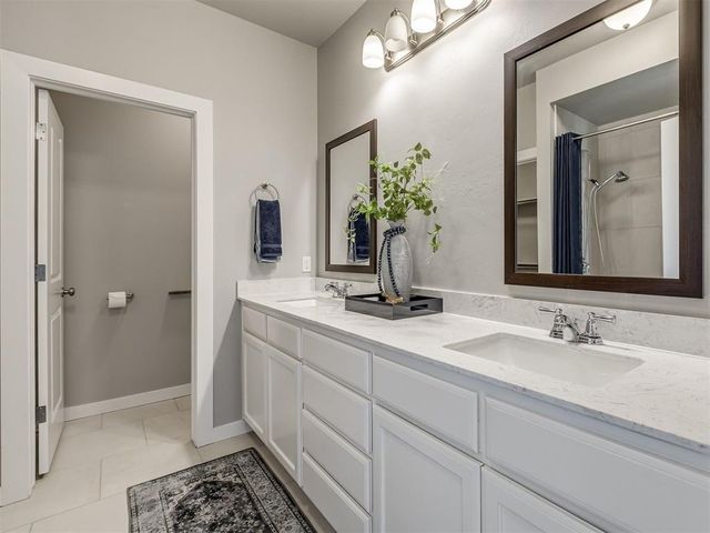 1350 N Kelley Avenue, Guthrie, OK 73044