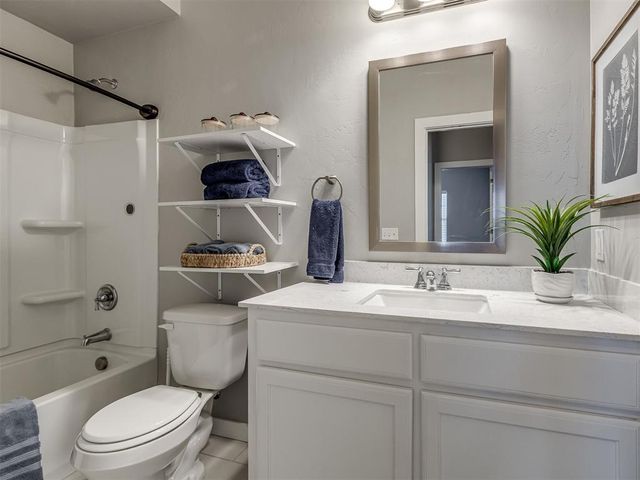 1350 N Kelley Avenue, Guthrie, OK 73044