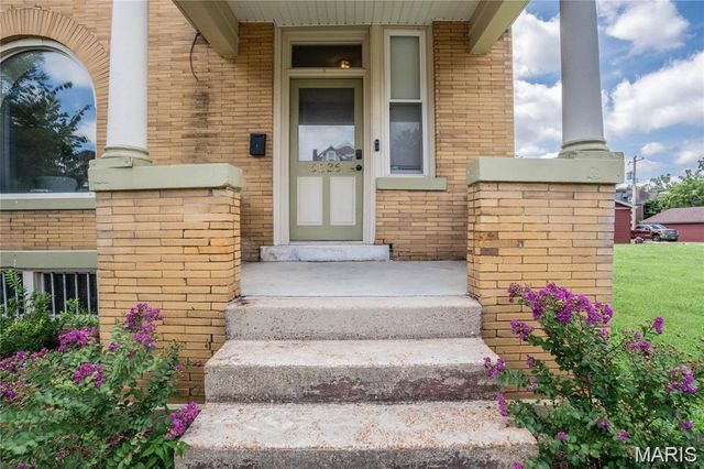 5036 Cabanne Avenue, St Louis, MO 63113