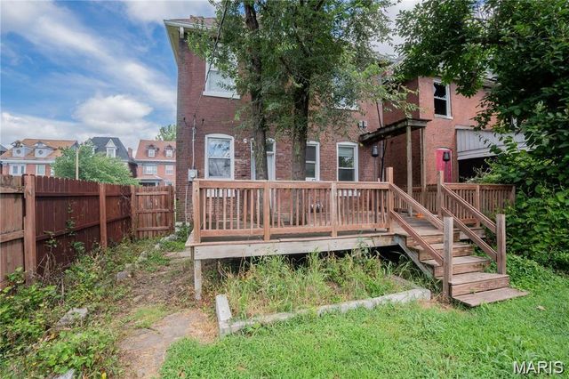 5036 Cabanne Avenue, St Louis, MO 63113
