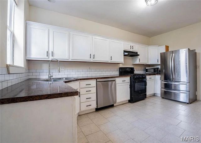 5036 Cabanne Avenue, St Louis, MO 63113