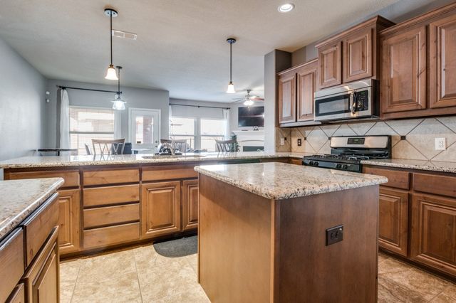 5109 Glen Meadow Drive, Arlington, TX 76001