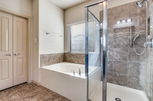 5109 Glen Meadow Drive, Arlington, TX 76001