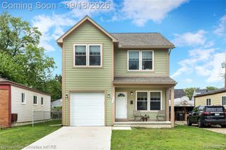 628 W Hudson Avenue, Madison Heights, MI 48071
