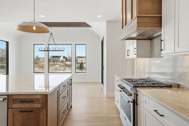 10045 Switch Grass Lane, St. John, IN 46373