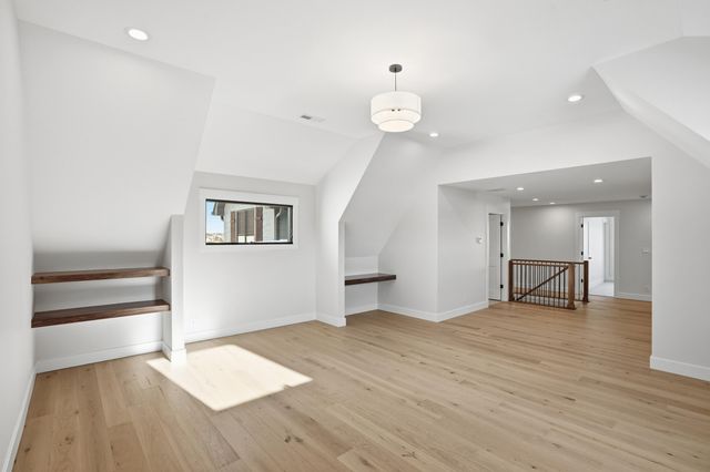 10045 Switch Grass Lane, St. John, IN 46373