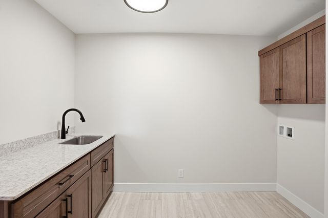 10045 Switch Grass Lane, St. John, IN 46373