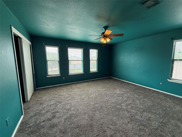 608 Glacier Point TRL, Taylor, TX 76574