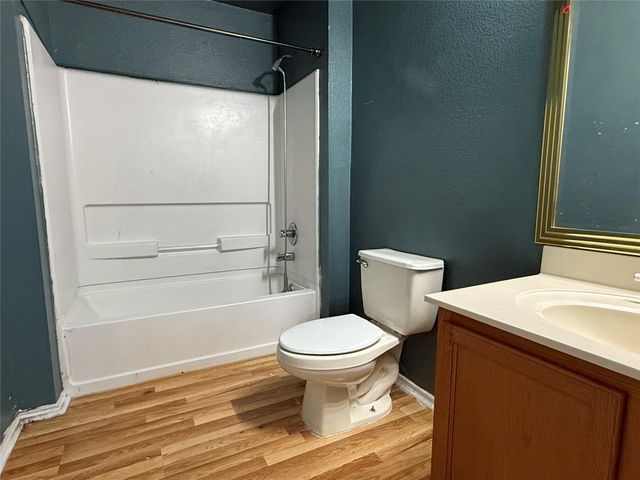 608 Glacier Point TRL, Taylor, TX 76574