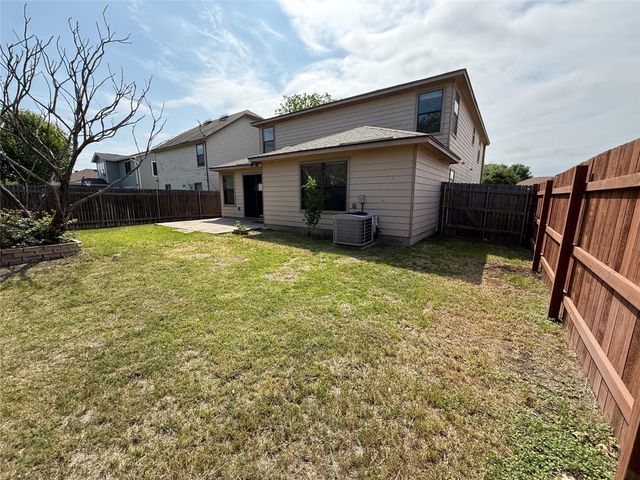 608 Glacier Point TRL, Taylor, TX 76574