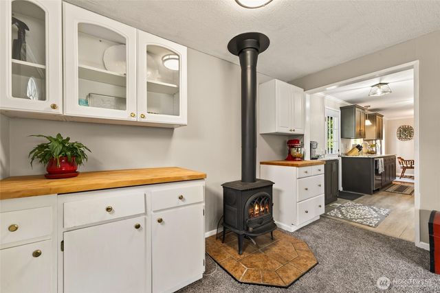 21016 78th Avenue W, Edmonds, WA 98026