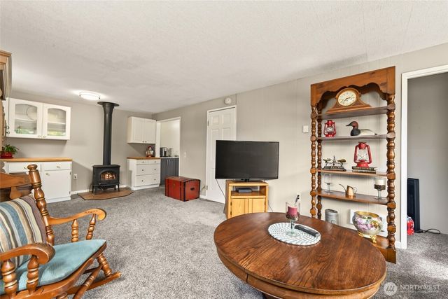 21016 78th Avenue W, Edmonds, WA 98026
