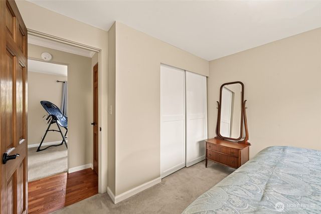 21016 78th Avenue W, Edmonds, WA 98026