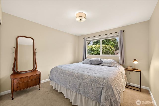 21016 78th Avenue W, Edmonds, WA 98026