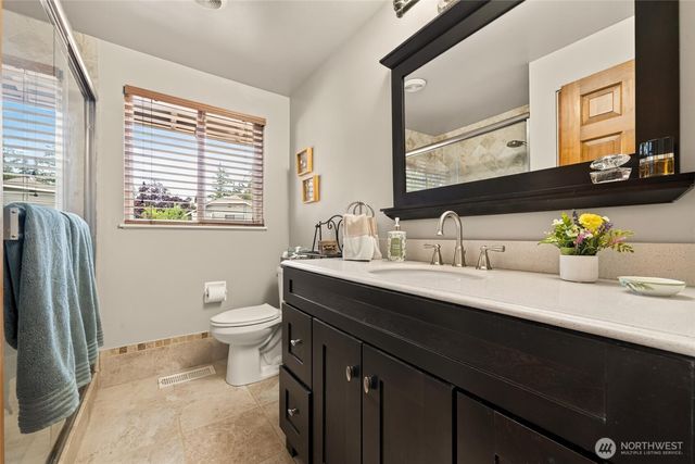 21016 78th Avenue W, Edmonds, WA 98026