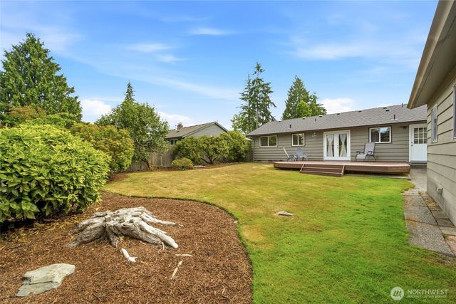21016 78th Avenue W, Edmonds, WA 98026