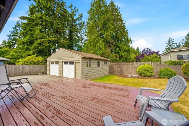 21016 78th Avenue W, Edmonds, WA 98026