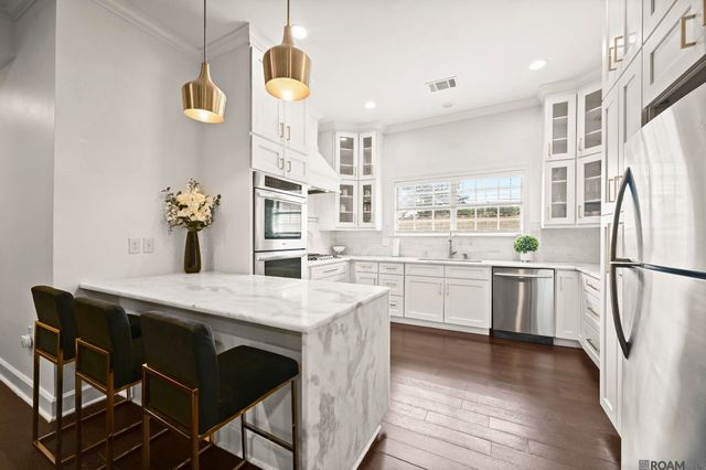 8851 Menlo Dr, Baton Rouge, LA 70808