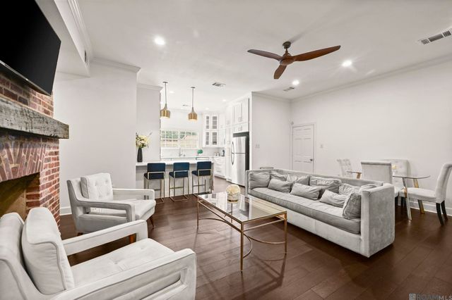 8851 Menlo Dr, Baton Rouge, LA 70808