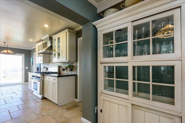 819 HOLLY Road, Belmont, CA 94002