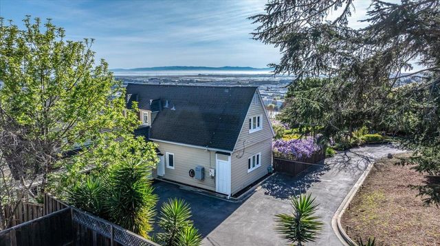 819 HOLLY Road, Belmont, CA 94002